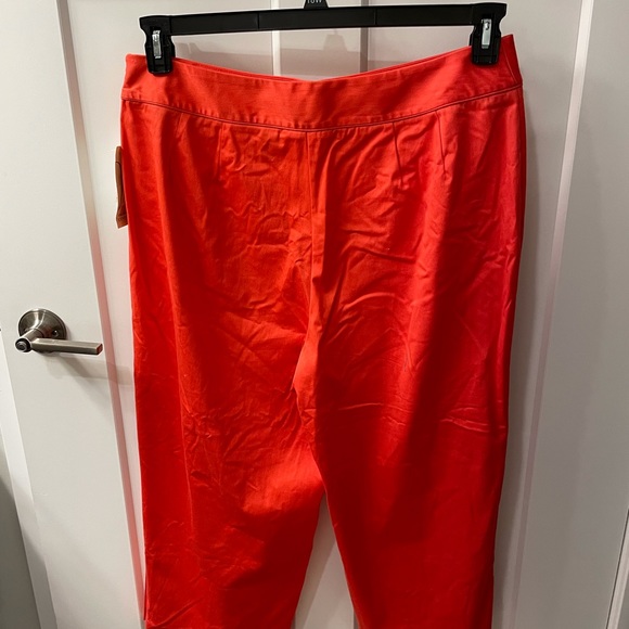 Valerie Stevens Coral Capri pants - Picture 3 of 5
